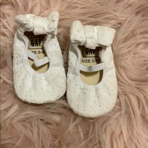 Baby gap shoes